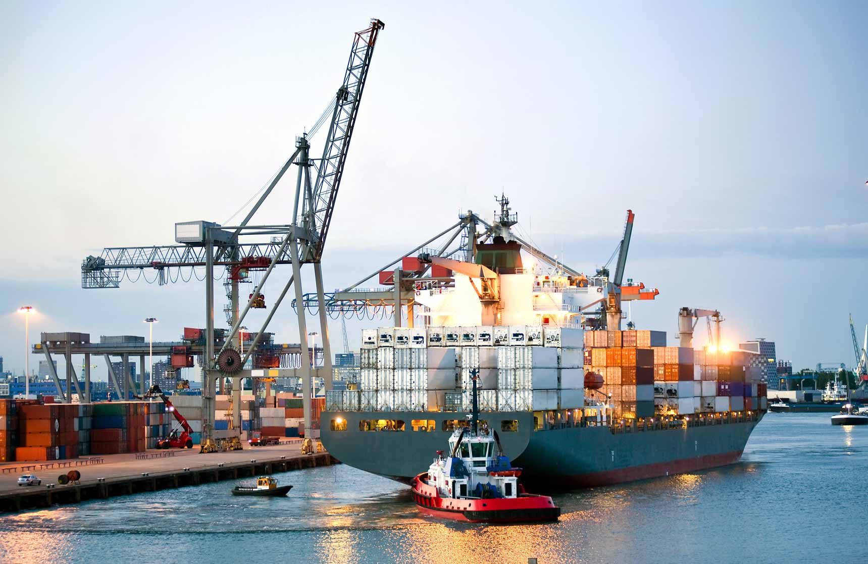 Thu hút nhà đầu tư "rót tiền" vào hạ tầng cảng biển